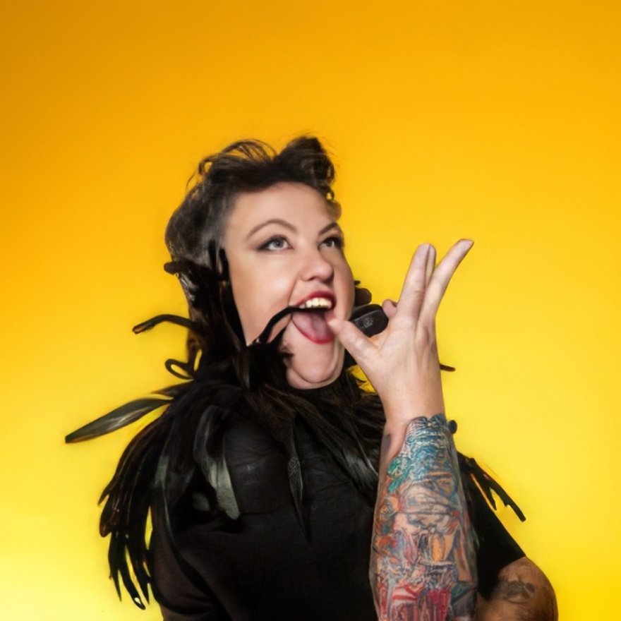 Καζ Χόκινς: Η χαρισματική perfomer έρχεται για πρώτη φορά στην Ελλάδα