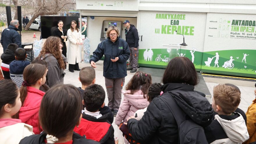 Οι Ολοκληρωμένες Γωνιές Ανακύκλωσης φέρνουν τη νέα εποχή στη διαχείριση απορριμμάτων