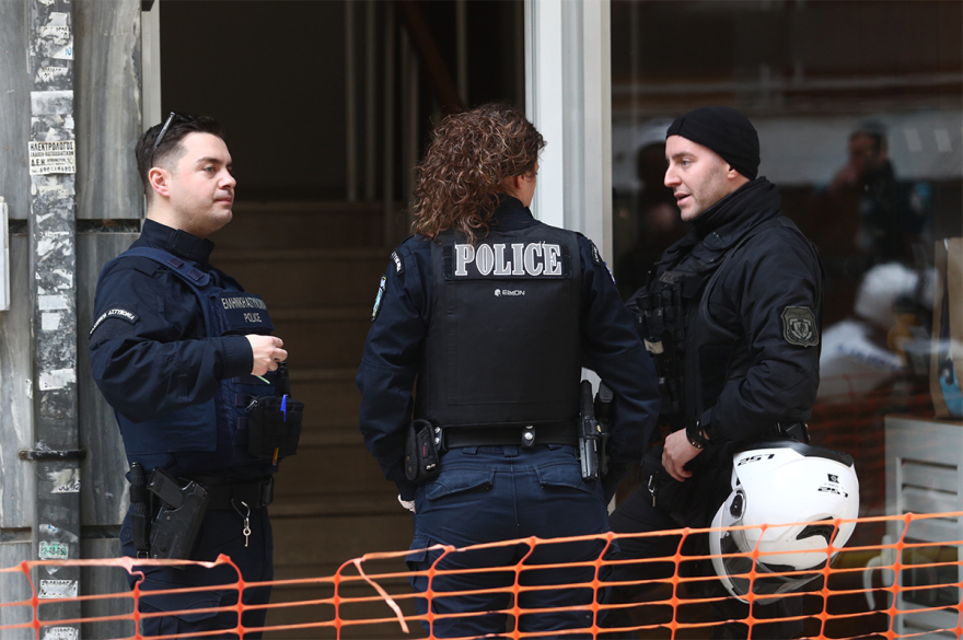 56χρονος δολοφόνησε την 84χρονη μητέρα του μέσα στο σπίτι τους στο Παγκράτι