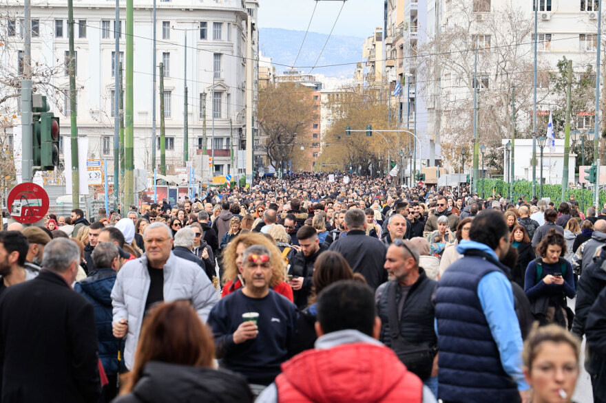 Μεγαλειώδεις οι συγκεντρώσεις σε όλη την Ελλάδα για τα Τέμπη - Δείτε εικόνες και βίντεο