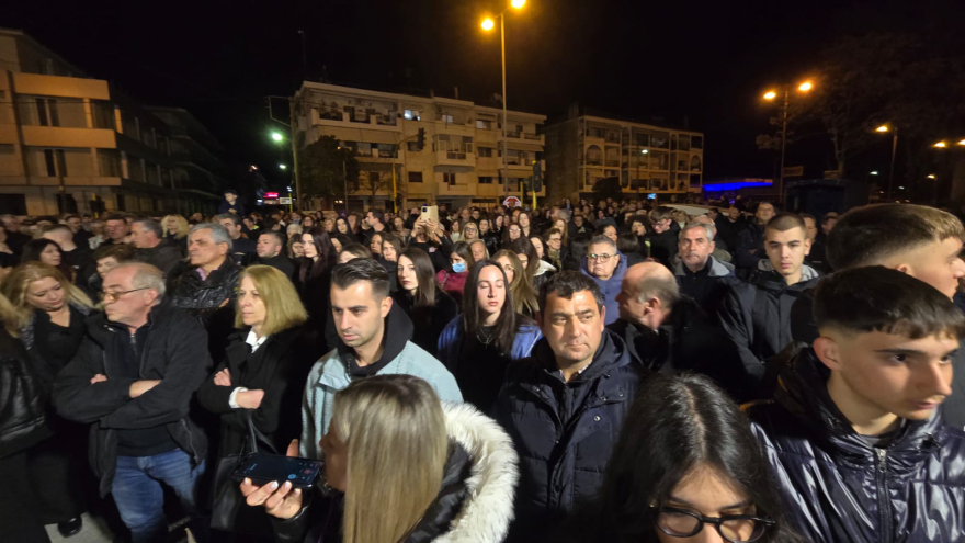 Συγκέντρωση στον ΟΣΕ Καλαμπάκας μετά από κάλεσμα της οικογένειας Πλακιά - Δείτε φωτογραφίες