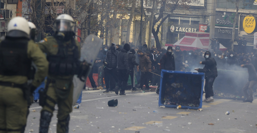 Η Αθήνα ανεβαίνει - Θα κάψουν πάλι οι μολότοφ την καρδιά της;