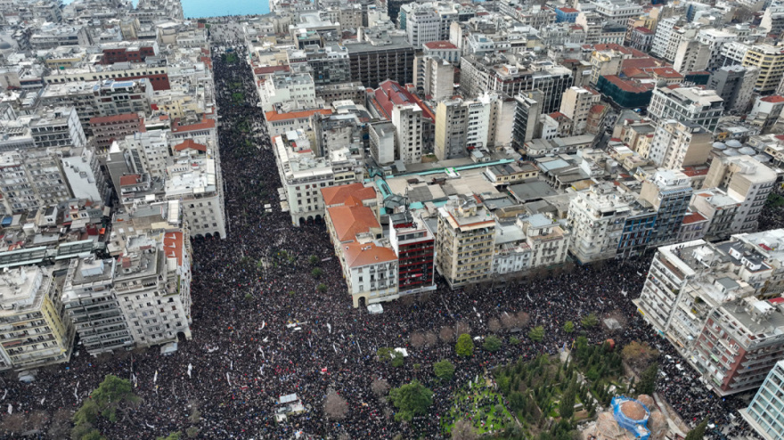 Όσα έγιναν χθες στις μεγαλειώδεις συγκεντρώσεις για τα Τέμπη