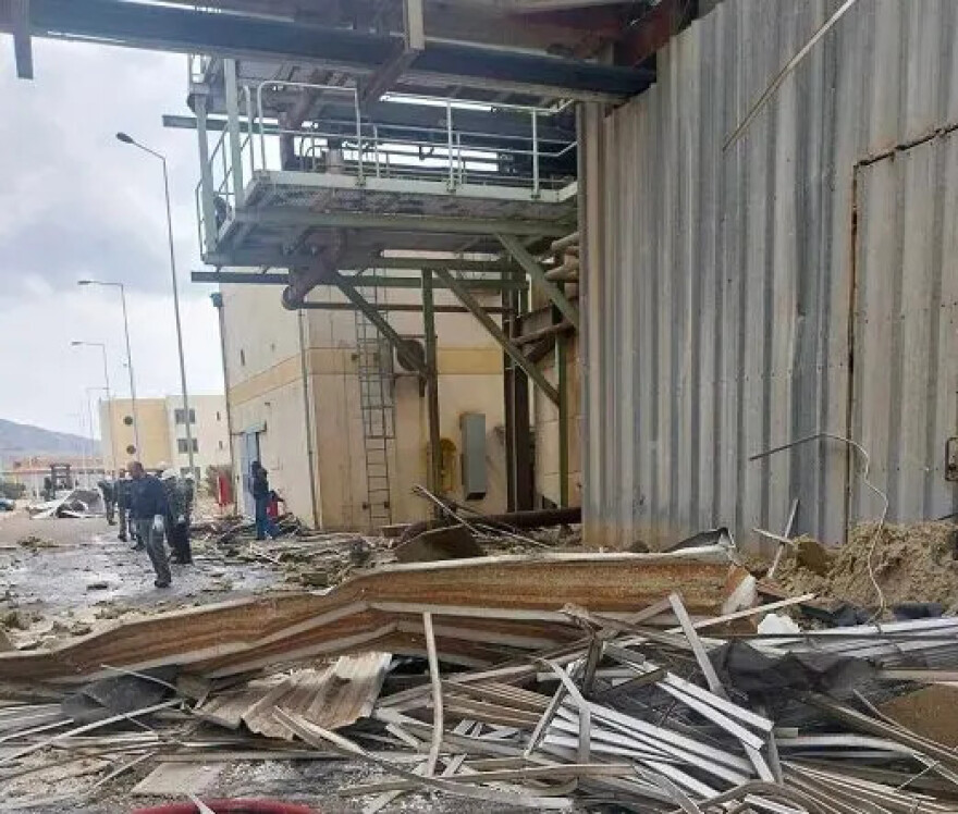 Παρέμβαση εισαγγελέα για έκρηξη και φωτιά σε εργοστάσιο παραγωγής ηλεκτρικού ρεύματος στη Σητεία