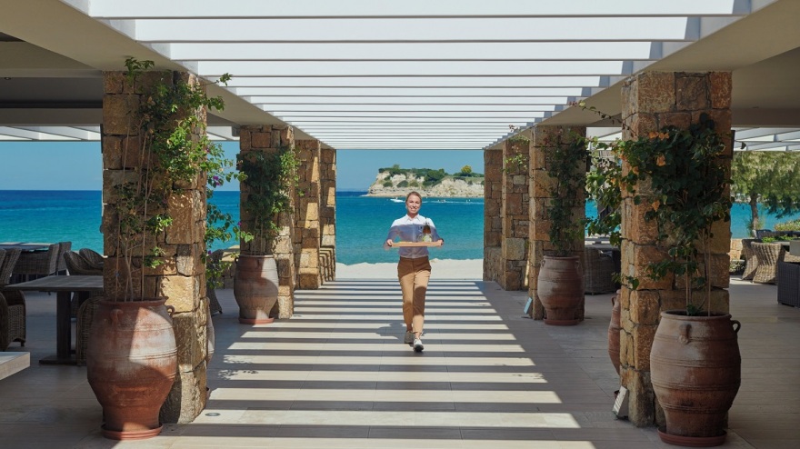 Στήριξη σε γυναίκες που αντιμετωπίζουν έμφυλη βία και διακρίσεις