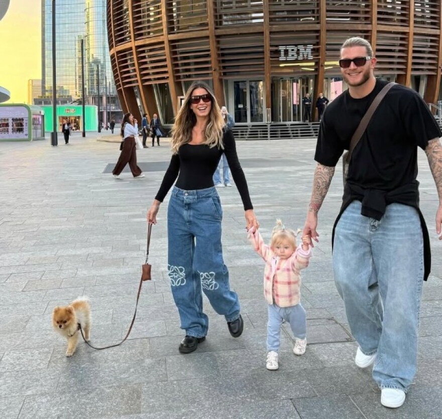 Η Ντιλέτα Λεότα άνοιξε την καρδιά της για τη σχέση της με τον Λορίς Κάριους: «Ήταν έρωτας με την πρώτη ματιά»