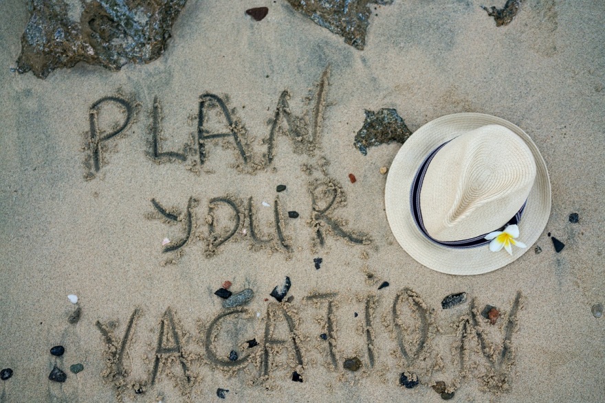 Ο μισθός σας μπορεί να σας πάει διακοπές