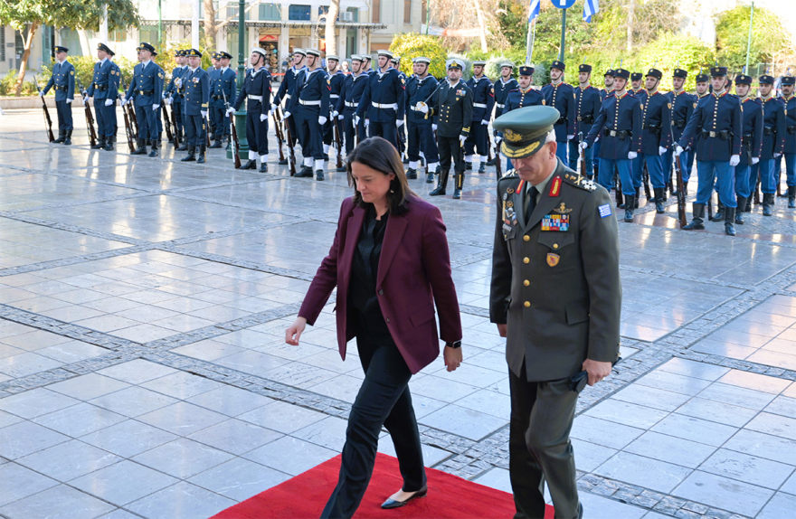 Κυριακή της Ορθοδοξίας: Τελέστηκε η λειτουργία στη Μητρόπολη Αθηνών, δείτε φωτογραφίες