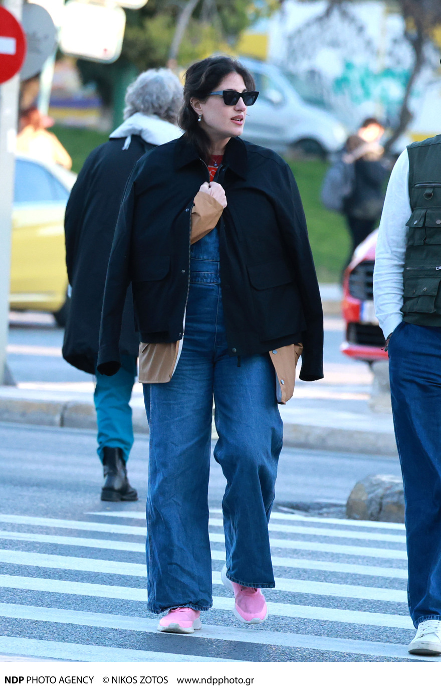 Παυλίνα Βουλγαράκη: Η βόλτα που έκανε με τον σύντροφό της λίγο πριν γεννήσει