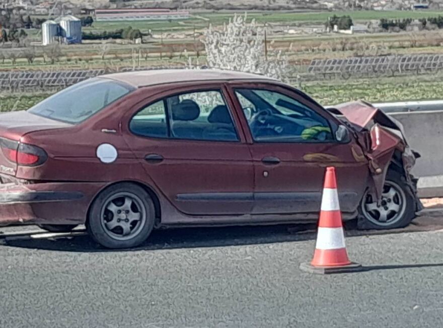 Οδηγός μπήκε στο αντίθετο ρεύμα της Εγνατίας και συγκρούστηκε μετωπικά με ΙΧ - Στο νοσοκομείο δύο άτομα