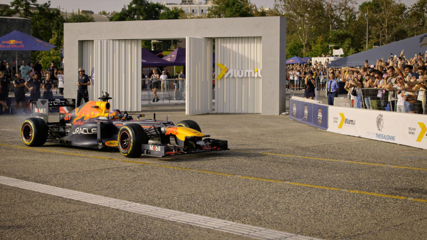 Red Bull Showrun by ALUMIL: Η πρωταθλήτρια Oracle Red Bull Racing έρχεται να ταράξει την πρωτεύουσα
