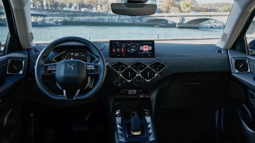 Eπετειακές εκδόσεις EDITION FRANCE από την DS Automobiles