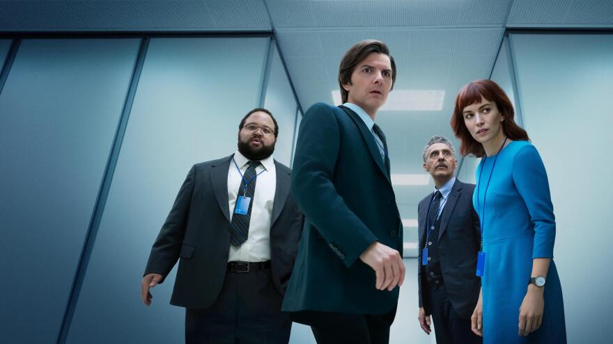 Ο Μπεν Στίλερ υπόσχεται ότι οι θαυμαστές της σειράς «Severance» δεν θα περιμένουν τρία χρόνια για την τρίτη σεζόν