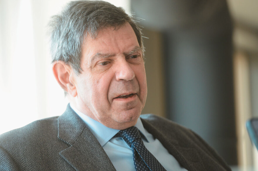 Ο καθηγητής Κώστας Κωστής στον Δανίκα: «Η Επανάσταση του 1821 έχει πολλά σκοτεινά σημεία»