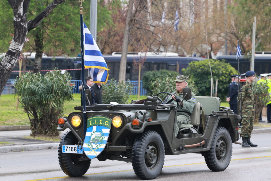 25η Μαρτίου: Με υπερηφάνεια ολοκληρώθηκε η μαθητική παρέλαση στη Θεσσαλονίκη