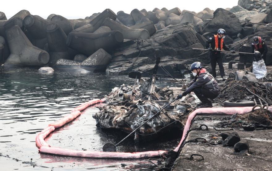 Στάχτη πάνω από 350.000 στρέμματα στη Νότια Κορέα - Στους 26 οι νεκροί, μεταξύ τους και πυροσβέστες