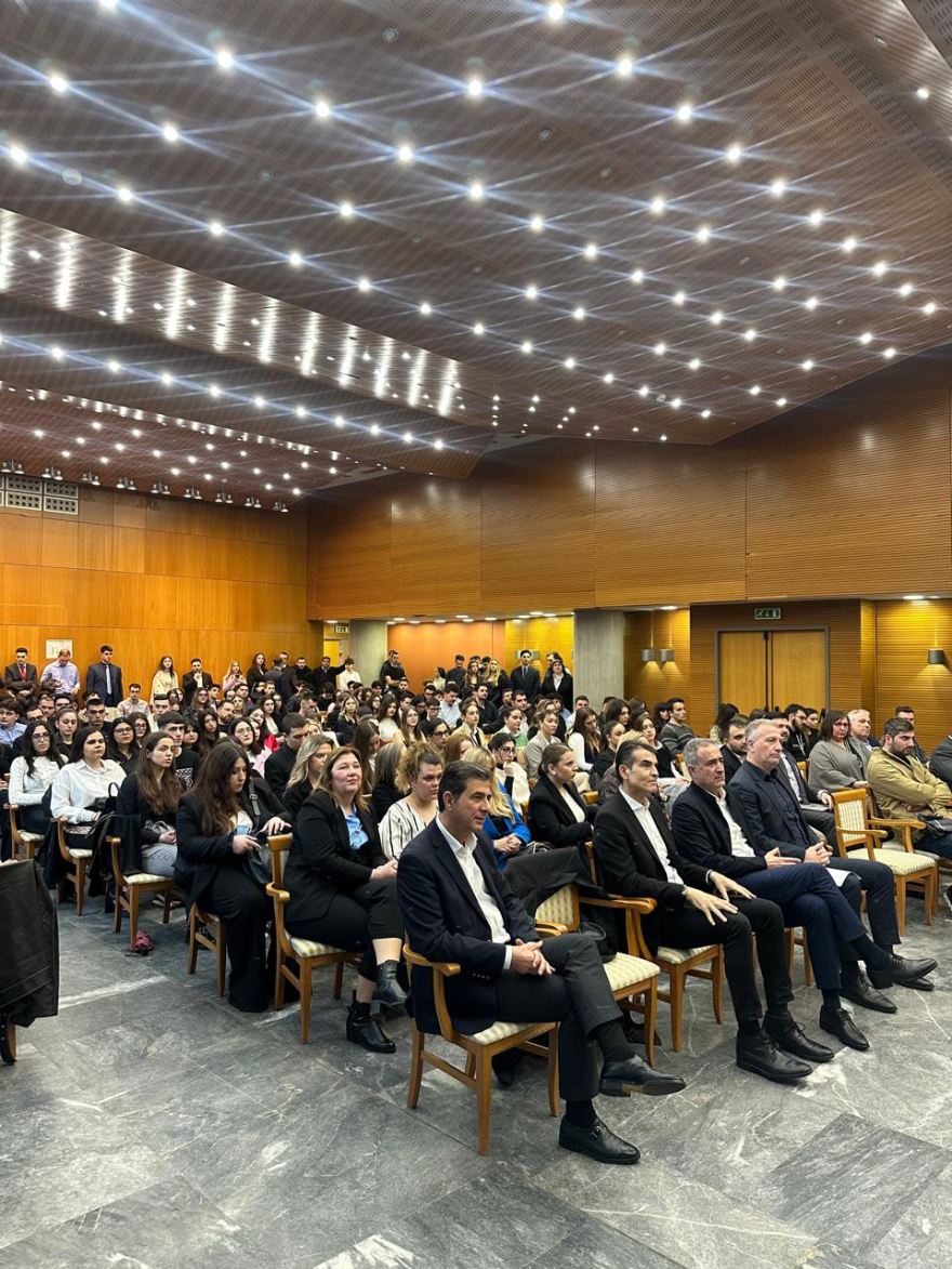 Ομιλία του Σάκη Κεχαγιόγλου στη Νομική Θεσσαλονίκης για την έμφυλη βία