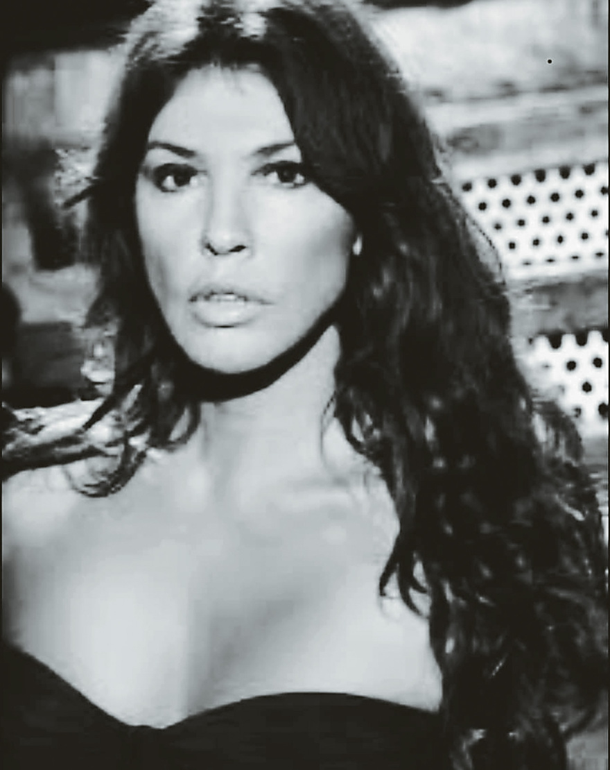 Η κόντρα στα social media για τους 50άρηδες με αφορμή τη... Σολωμού: Οι «νέοι της εποχής», μεσήλικες, πετυχημένοι ή άτακτοι;