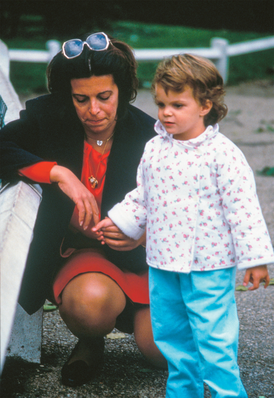 Τι βασανίζει την Αθηνά Ωνάση - Η απώλεια βάρους και οι φήμες για την υγεία της