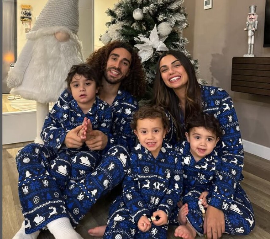 Μαρκ Κουκουρέγια: Η συγκινητική εξομολόγηση της συντρόφου του για τον αυτιστικό γιο τους