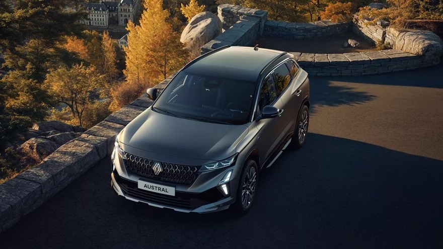 Η Renault φρεσκάρει το Austral
