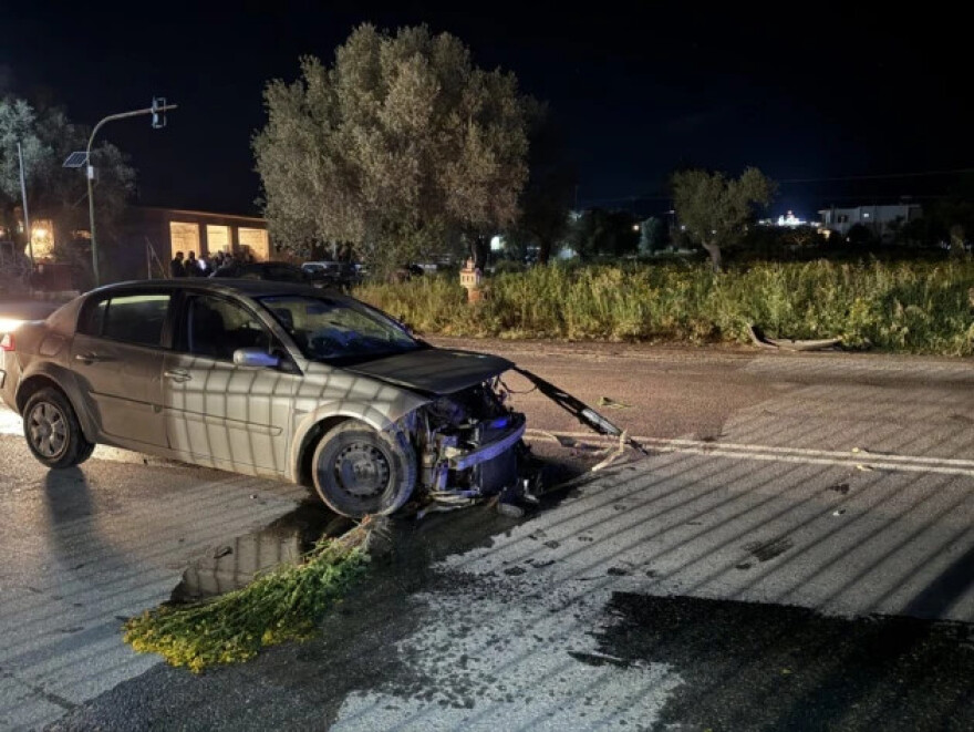 Τροχαίο στο Ηράκλειο, τραυματίστηκαν μητέρα με τα δύο ανήλικα παιδιά της - Δείτε φωτογραφίες