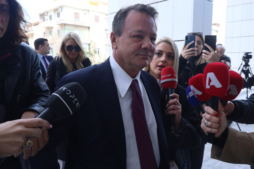 Στο δικαστήριο κρίνεται η αξιοπρέπεια απέναντι στη βαρβαρότητα, λέει ο δικηγόρος της  Πολυζωγοπούλου στη δίκη για τον ξυλοδαρμό από τον Λύτρα