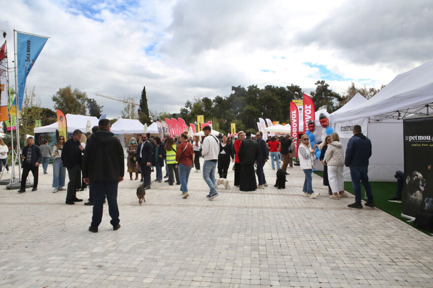 Ο Νίκος Χαρδαλιάς στη μεγάλη γιορτή για τα κατοικίδια, Woof Festival | topetmou.gr - Δείτε φωτογραφίες