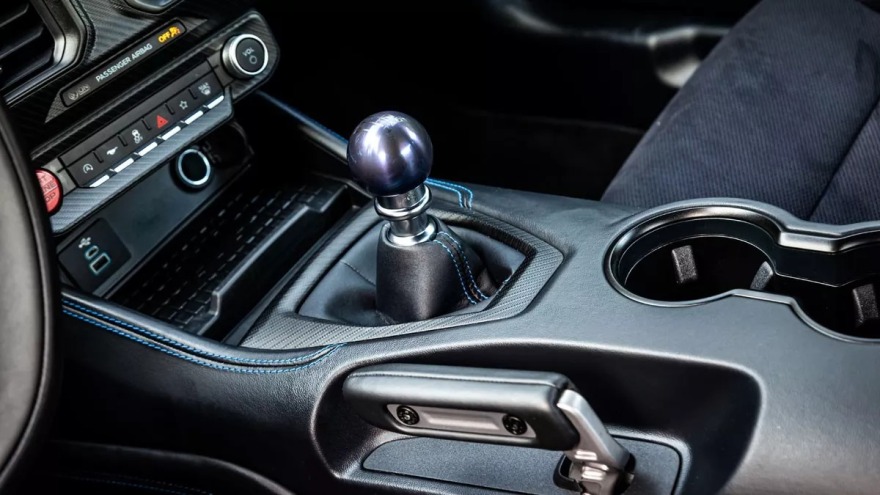 Έρχεται χειροκίνητο κιβώτιο για τα ηλεκτρικά Ford