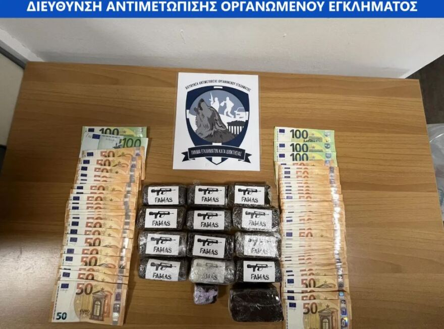 Αττική: Καρέ-καρέ η δράση της συμμορίας που «άνοιγε» σπίτια και καταστήματα 