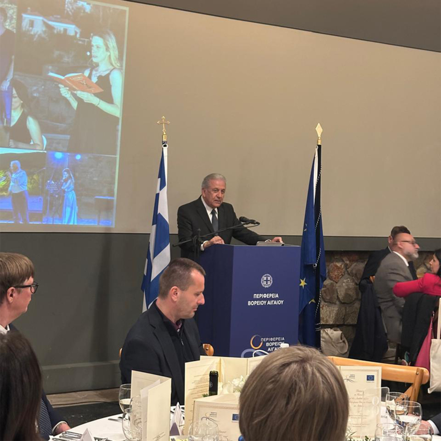 Μουτζούρης σε πρεσβευτές της Ε.Ε.:  «Όχι άλλοι παράνομοι μετανάστες στα νησιά του Βορείου Αιγαίου»