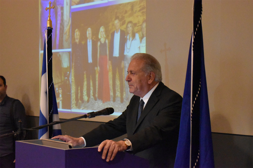 Μουτζούρης σε πρεσβευτές της Ε.Ε.:  «Όχι άλλοι παράνομοι μετανάστες στα νησιά του Βορείου Αιγαίου»