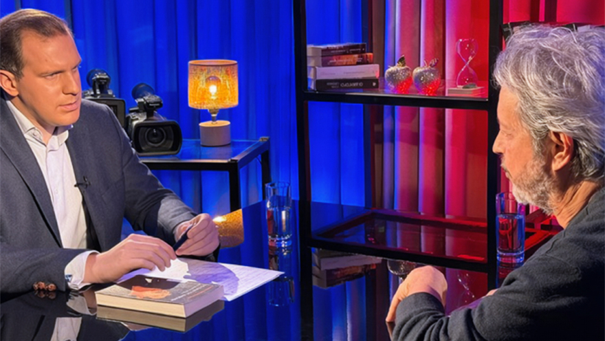 Τατσόπουλος στο protothema: Βγάζουν ασύλληπτα χρήματα με τις απάτες με τις εικόνες και τα λείψανα, παρακαλάω για εισαγγελική έρευνα