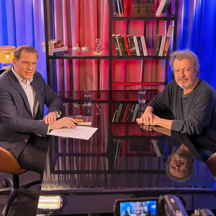 Τατσόπουλος στο protothema: Βγάζουν ασύλληπτα χρήματα με τις απάτες με τις εικόνες και τα λείψανα, παρακαλάω για εισαγγελική έρευνα