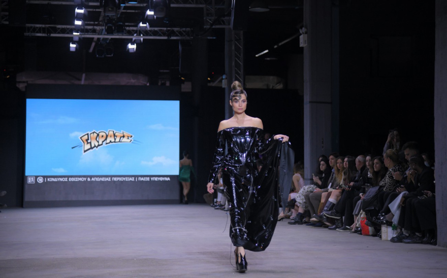 Το ΣΚΡΑΤΣ συναντά την υψηλή ραπτική στο 63ο Αthens Fashion Week – Τα outfits που διεκδίκησαν το βραβείο “Best SCRATCH Designer”