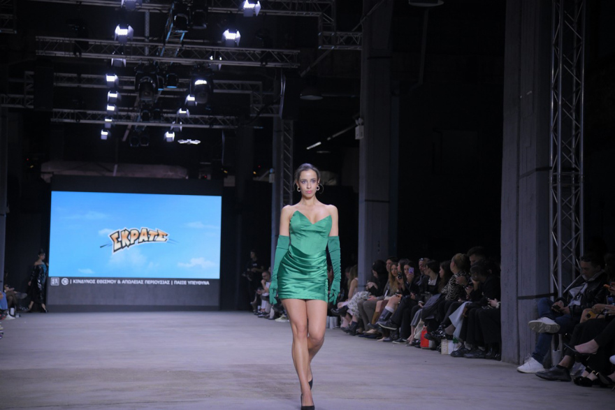 Το ΣΚΡΑΤΣ συναντά την υψηλή ραπτική στο 63ο Αthens Fashion Week – Τα outfits που διεκδίκησαν το βραβείο “Best SCRATCH Designer”