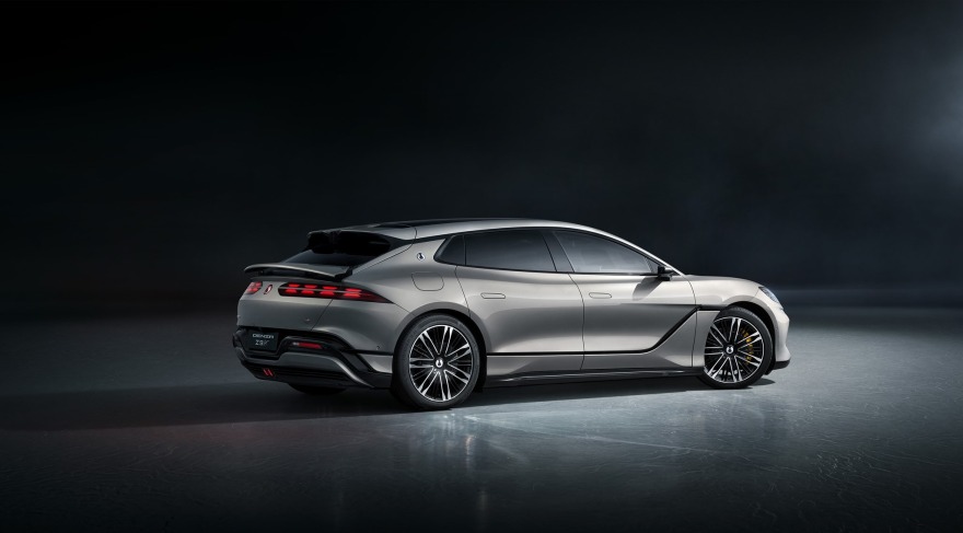 H BYD φέρνει και την Denza στην Ευρώπη