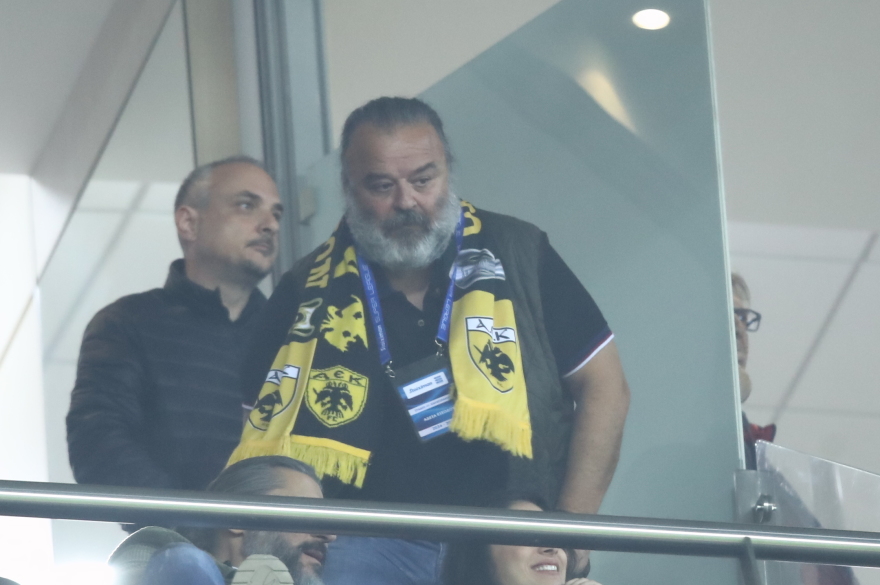 Ολυμπιακός - ΑΕΚ: Στο Καραϊσκάκη ο Μάριος Ηλιόπουλος - Φωτογραφίες