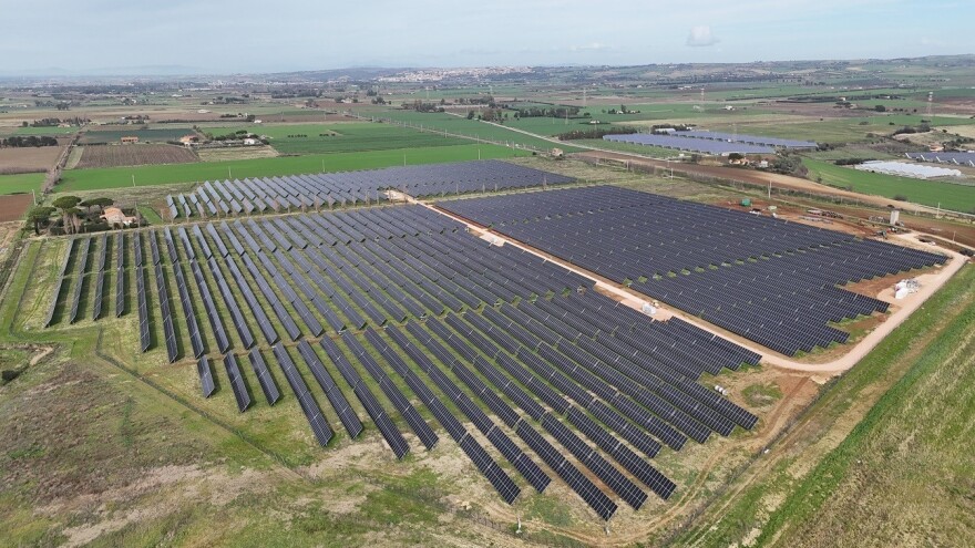 Metlen: Ενισχύει την παρουσία της στην Ιταλία με δύο νέα φωτοβολταϊκά