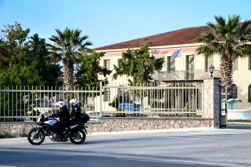 Συμπλοκή κρατουμένων με τέσσερις τραυματίες στις αγροτικές φυλακές Τίρυνθας - Δείτε βίντεο και φωτογραφίες