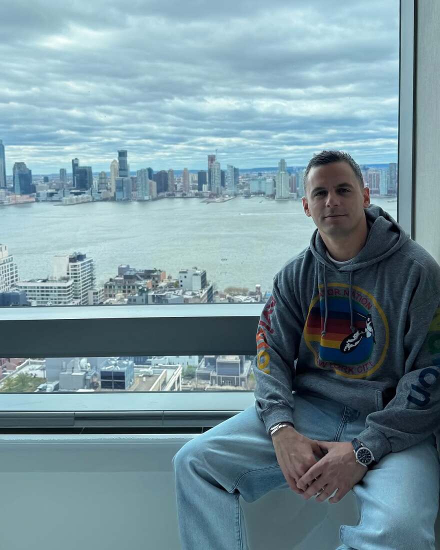 Η Κατερίνα Καινούργιου ταξίδεψε στη Νέα Υόρκη με τον σύντροφό της - «Όνειρο ζωής», γράφει