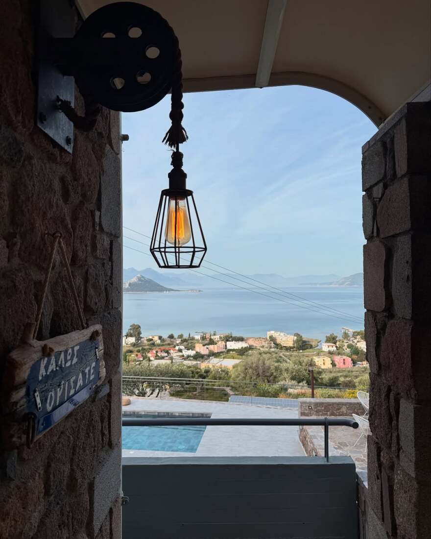 Ντορέττα Παπαδημητρίου - Γιώργος Γεροντιδάκης: Οι φωτογραφίες από τις κοινές διακοπές τους στην Αίγινα