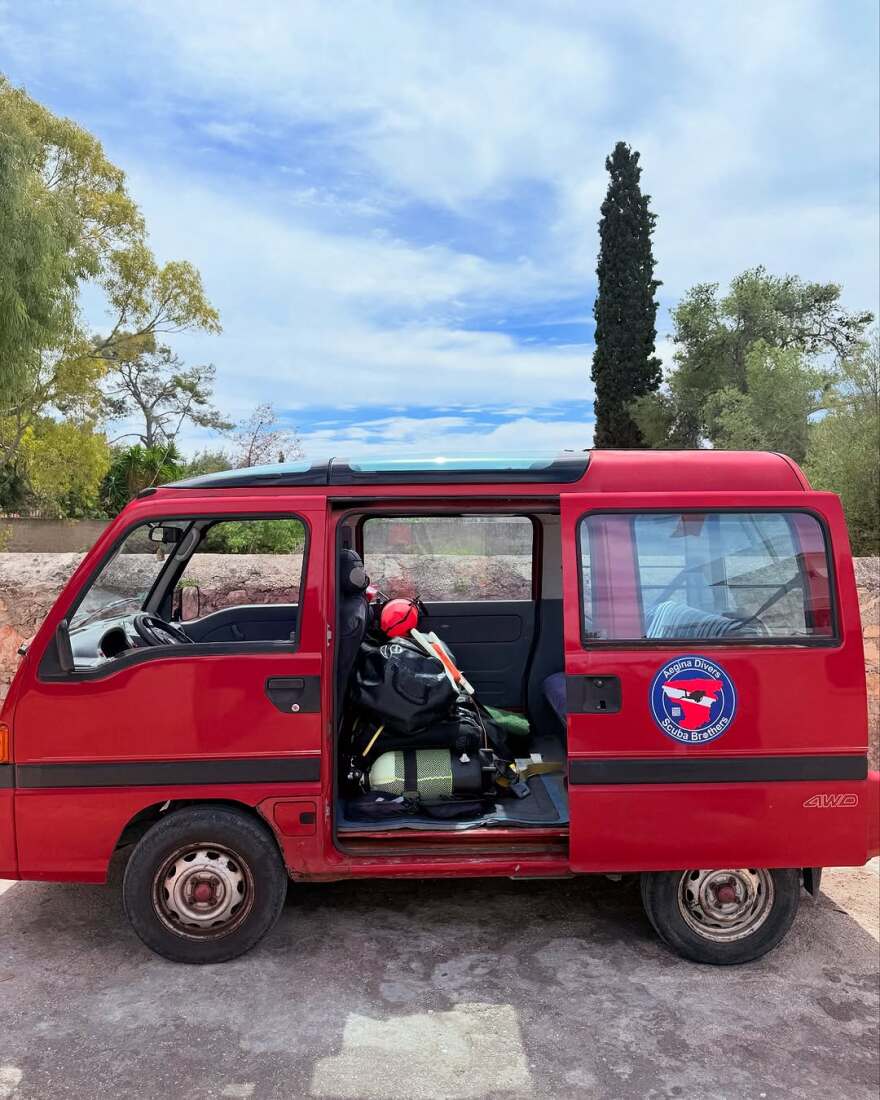 Ντορέττα Παπαδημητρίου - Γιώργος Γεροντιδάκης: Οι φωτογραφίες από τις κοινές διακοπές τους στην Αίγινα