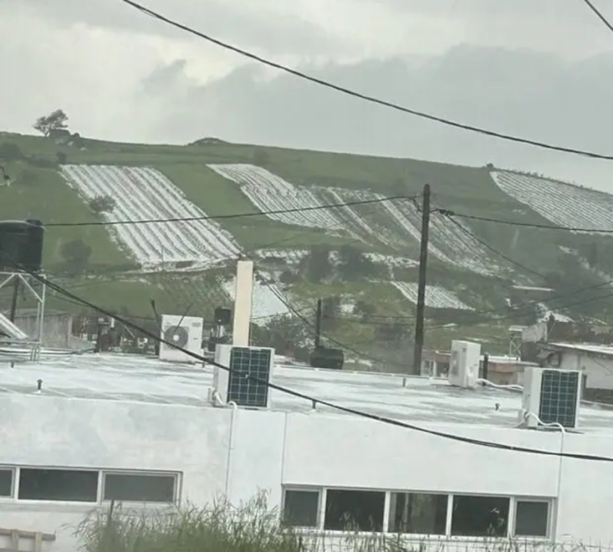 Κακοκαιρία στο Ηράκλειο: Έντονη βροχή και χαλάζι έπληξαν πολλές περιοχές του νομού - Δείτε βίντεο και φωτογραφίες