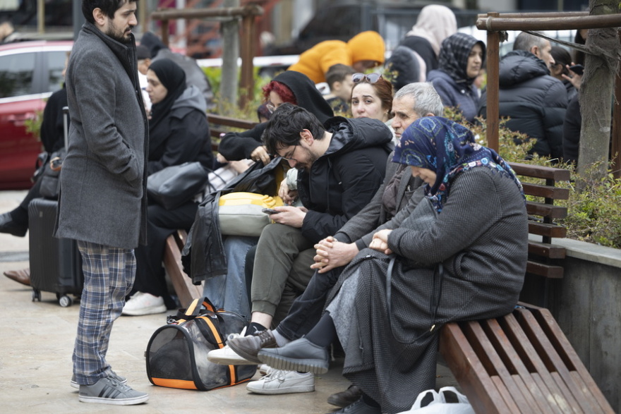 Διχασμένοι οι Τούρκοι επιστήμονες για τα 6,2 Ρίχτερ: «Αυτός δεν ήταν ο μεγάλος σεισμός που περιμένουμε»