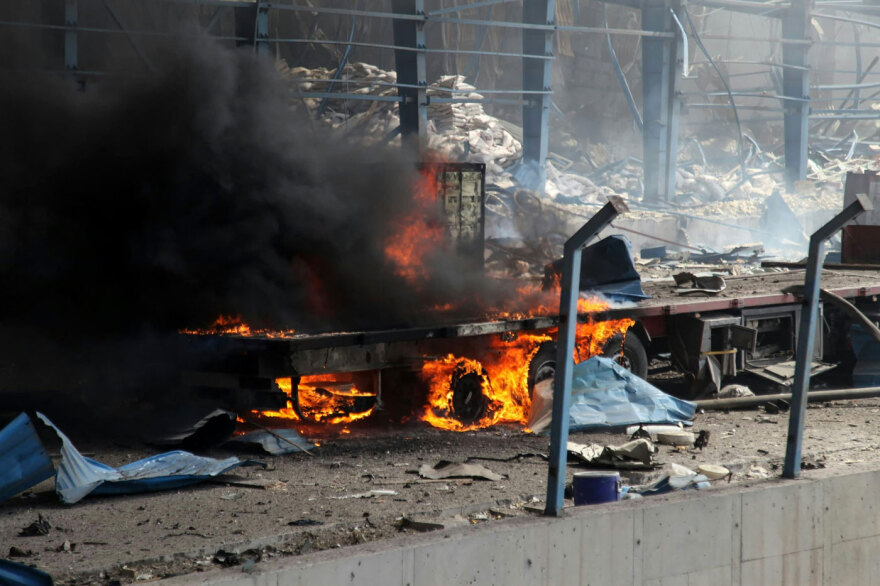 Τέσσερις νεκροί και εκατοντάδες τραυματίες από μεγάλη έκρηξη στην πόλη Μπαντάρ Αμπάς στο νότιο Ιράν - Βίντεο και φωτογραφίες