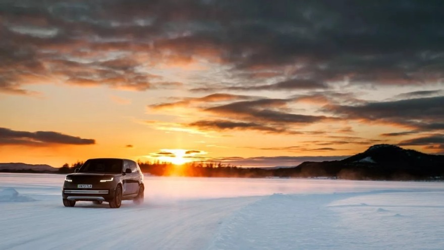Οσονούπω το ηλεκτρικό Range Rover