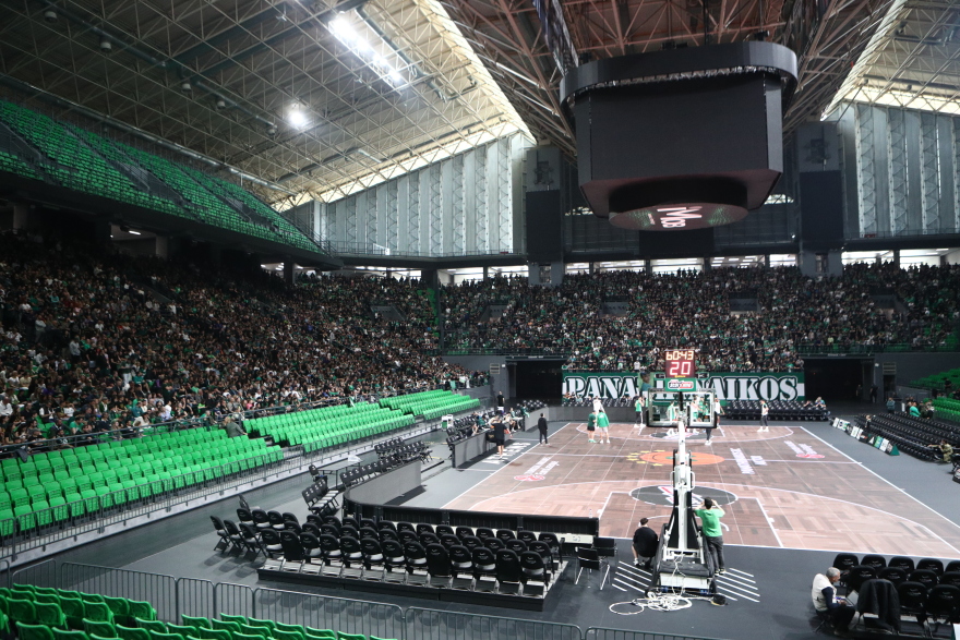 Πράσινη «τρέλα» για  την πρόκριση στο Final-4 της Euroleague - Περισσότεροι  από 10.000 οπαδοί του Παναθηναϊκού στην ανοιχτή προπόνηση στο ΟΑΚΑ - Βίντεο, φωτογραφίες