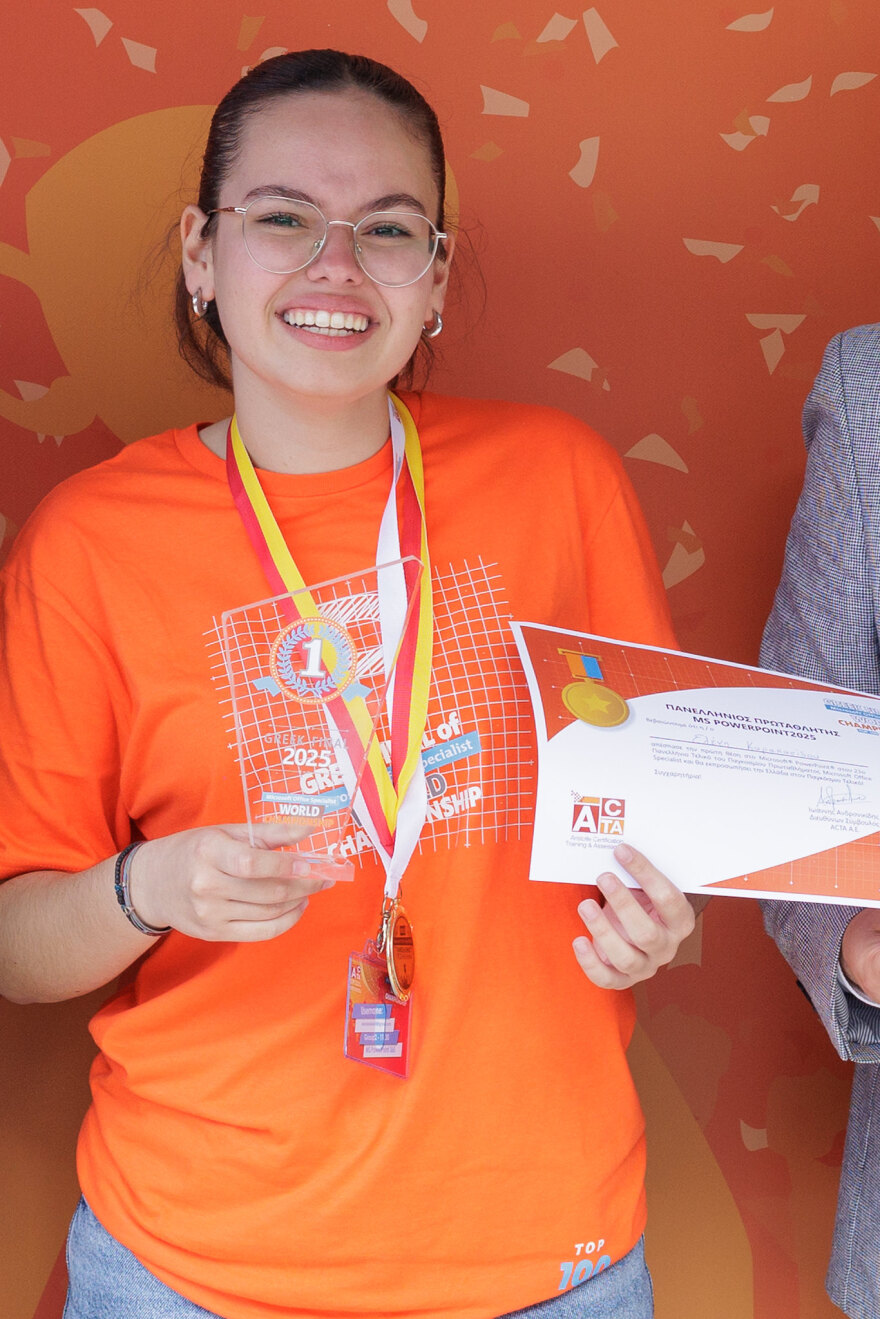 Δυο χρυσά κορίτσια εκπροσωπούν την Ελλάδα στον παγκόσμιο διαγωνισμό πληροφορικής της Microsoft