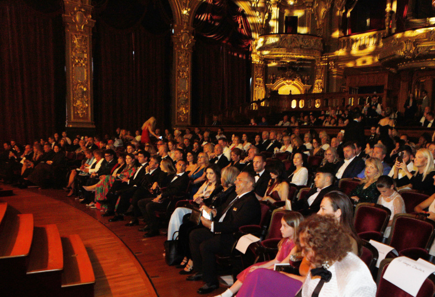 Η Shirley Bassey και άλλοι λαμπεροί αστέρες τιμήθηκαν  στα φετινά βραβεία Grand Prix Maria Callas Monaco